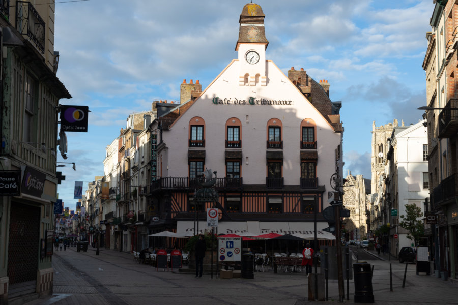 Rues piétonnes dans le centre-ville de Dieppe