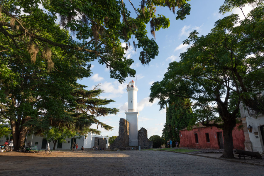 Phare de Colonia del Sacramento, Plaza Mayor