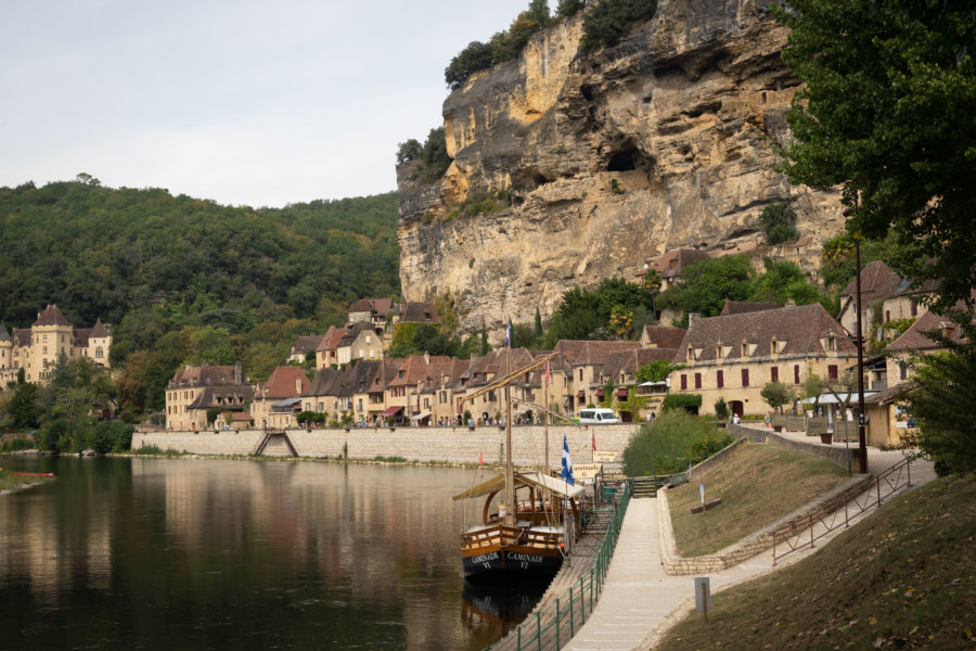 Village de La-Roque-Gageac dans le Périgord noir