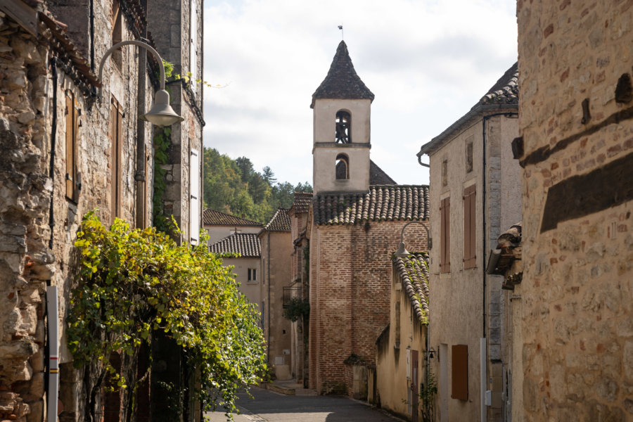 Village de Luzech sur les méandres du Lot