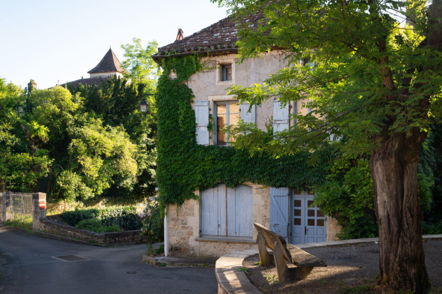 Village de Puy-l'Évêque dans le Lot