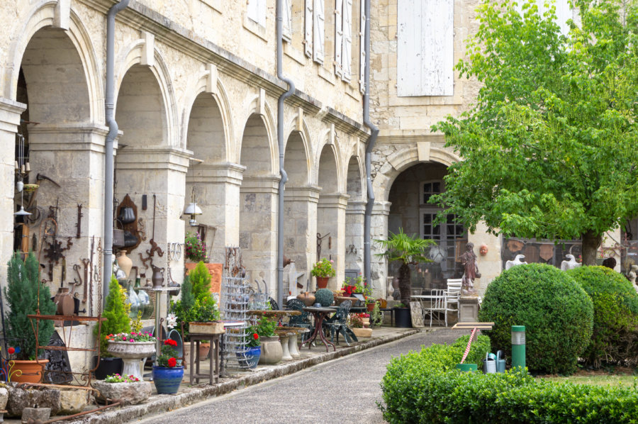 Village des brocanteurs à Lectoure