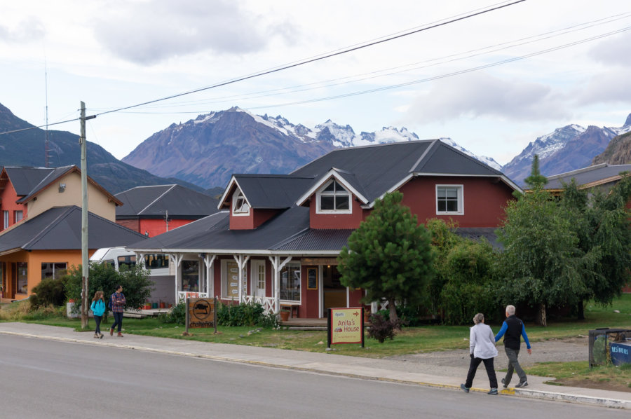 Touristes à El Chaltén, Argentine