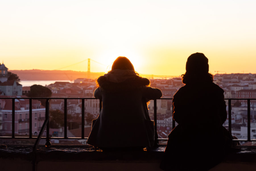 Coucher de soleil à Lisbonne, mirador de Graça