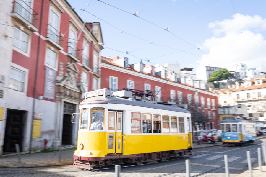 Tramway jaune à Lisbonne, Alfama