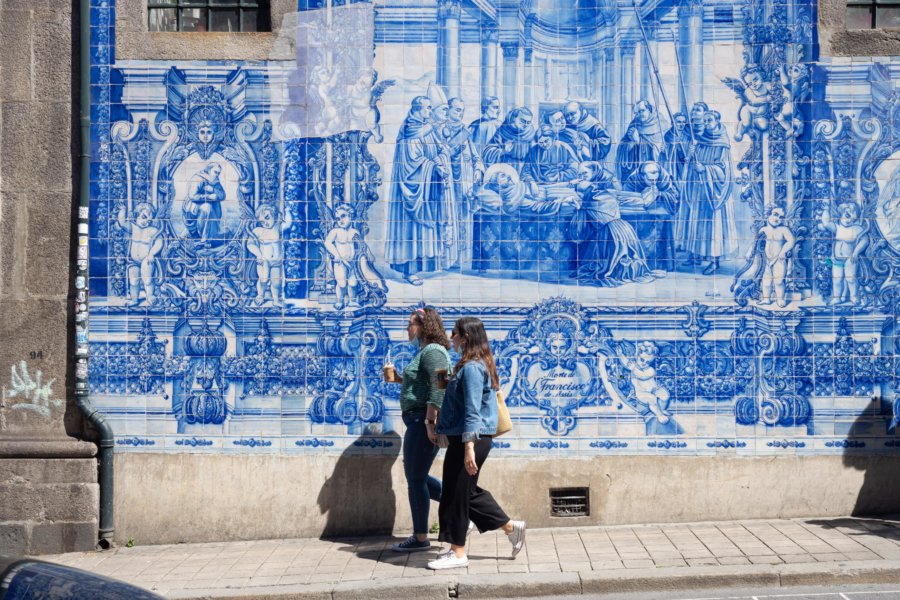 Capela das Almas et azulejos à Bolhao, Porto