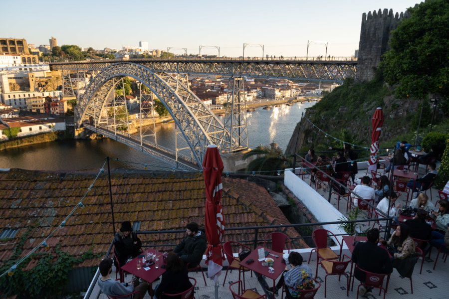 Bar Guindalense Football Club à Porto