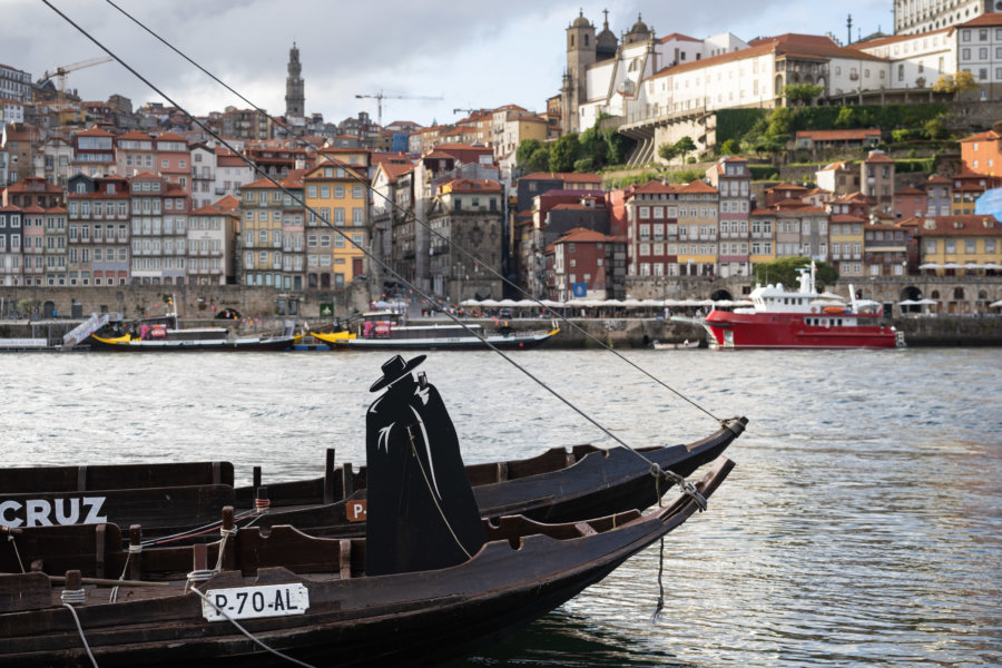 Bateau Sandeman à Vila Nova de Gaia, Porto