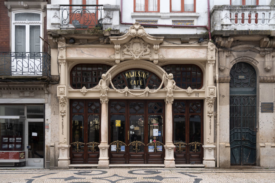 Majestic Café rue Santa Catarina à Porto