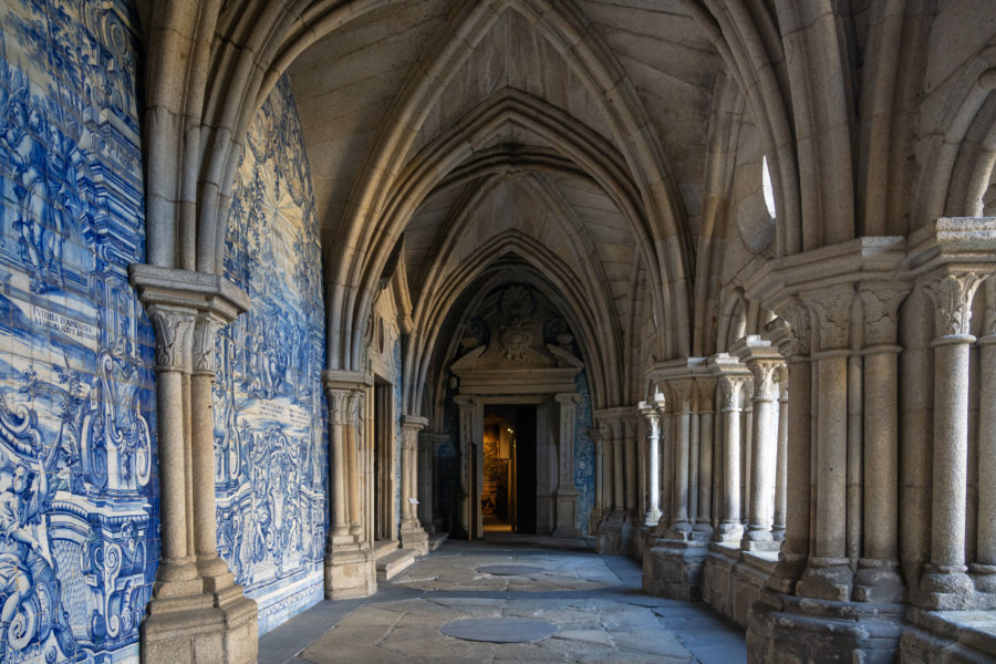 Visite du cloître de Sé à Porto