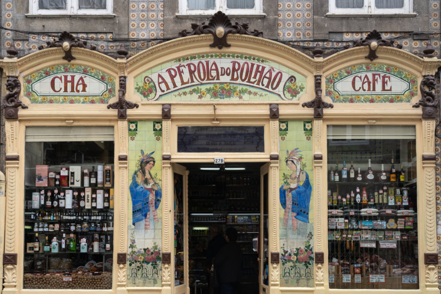 Vitrine d'un magasin à Bolhao, Porto