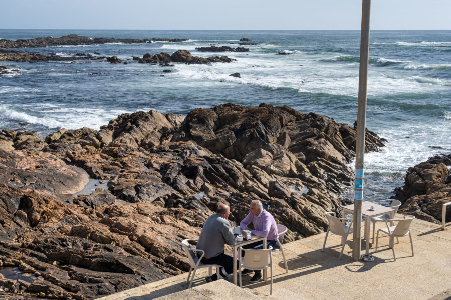 Bar de plage à Foz do Douro