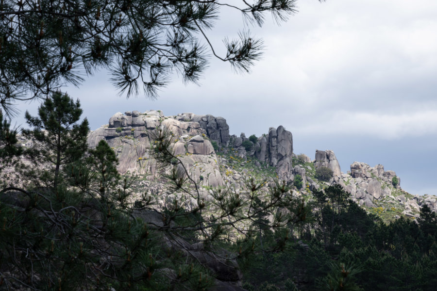 Paysage de montagne à Peneda Geres près de Fafiao