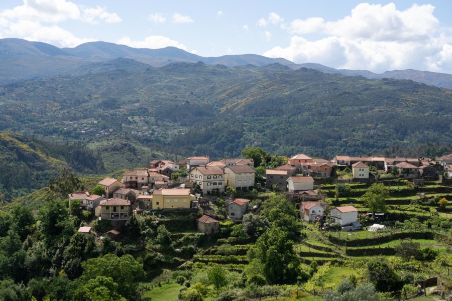 Vue sur le village de Soajo à Peneda Geres