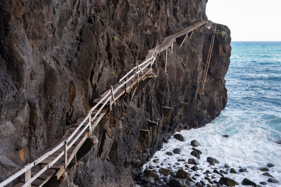 Passerelle dangereuse à São Jorge, Madère