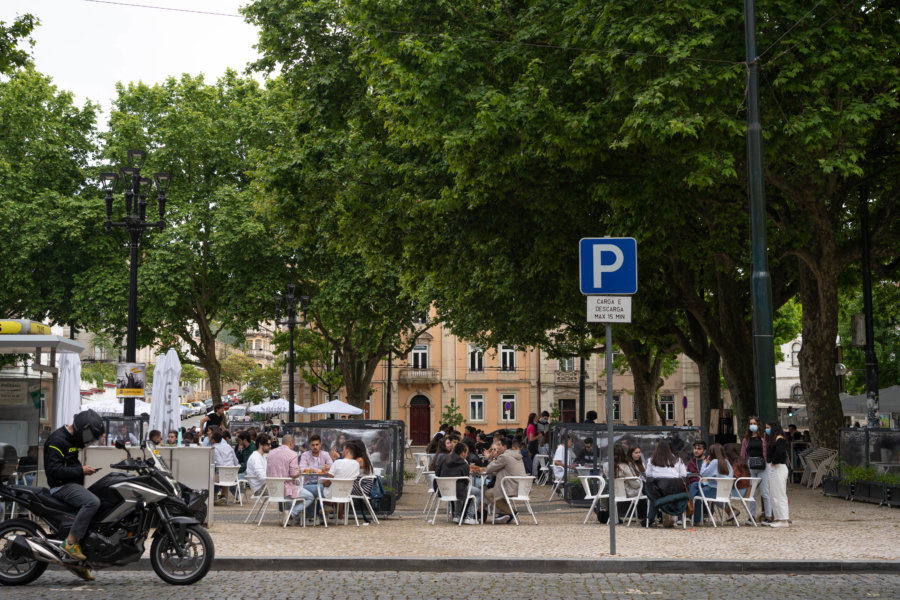 Praca republica et bars étudiants à Coimbra