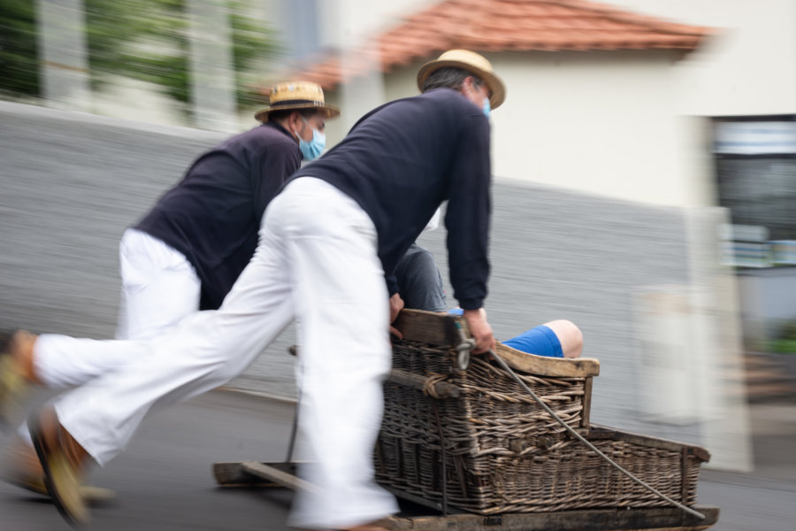 Descente de Monte en traîneau en osier jusqu'à Funchal