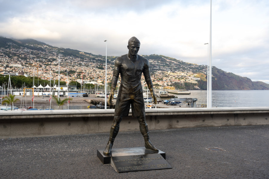 Statue de Cristiano Ronaldo à Funchal