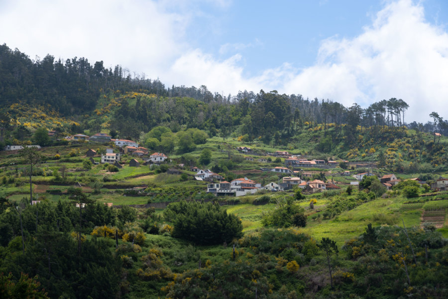 Entre Rabaçal et Calheta, sur les collines de Madère