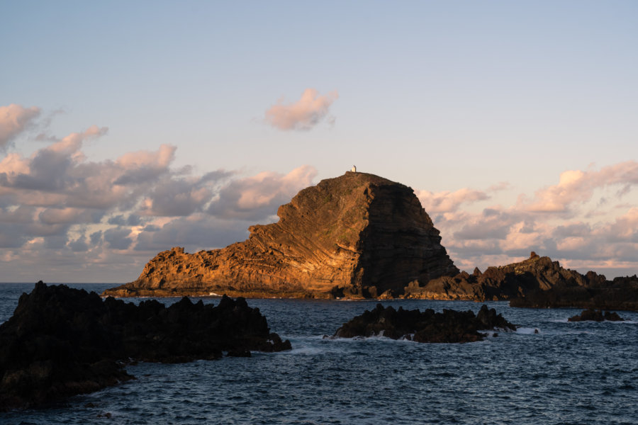 Ilheu Mole, petit îlot à Porto Moniz, Madère