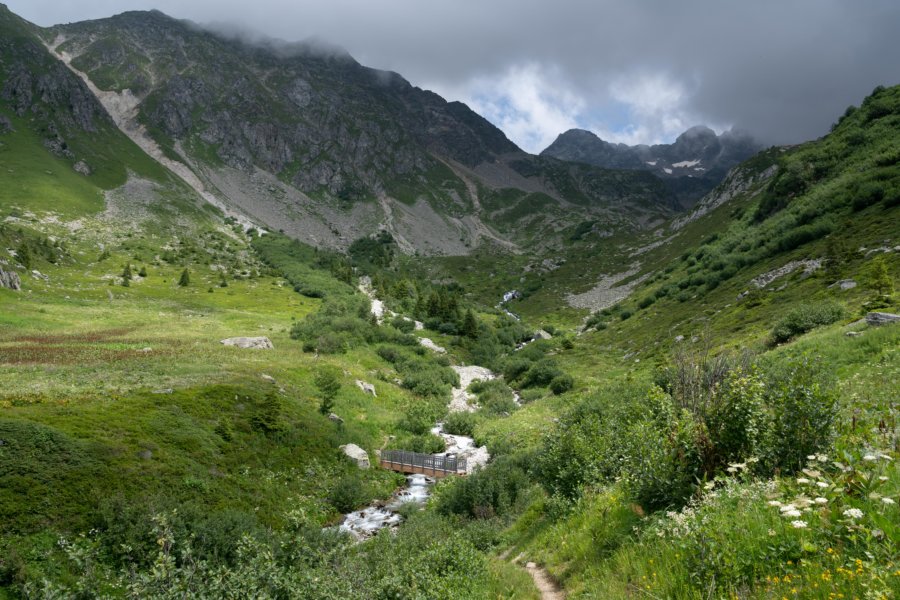 Randonnée sur la grande traversée de Belledonne, la montagne l'été