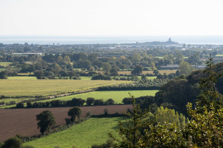 Panorama sur le val de Saire au point de vue de la Pernelle