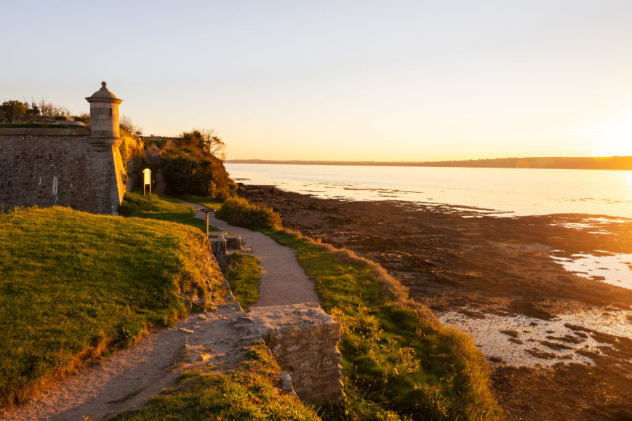 Tour Vauban, jetée de Saint-Vaast-la-Hougue