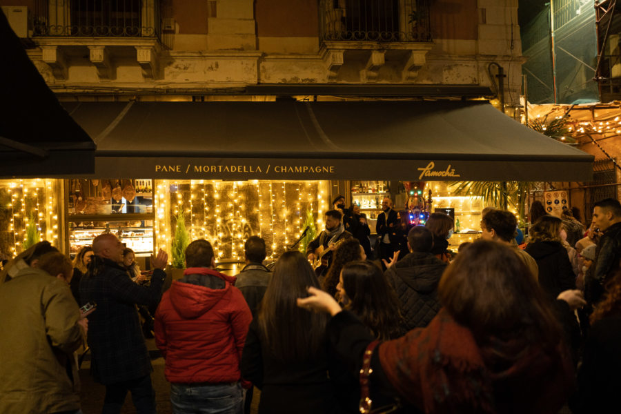 Catane la nuit et concerts dans la rue