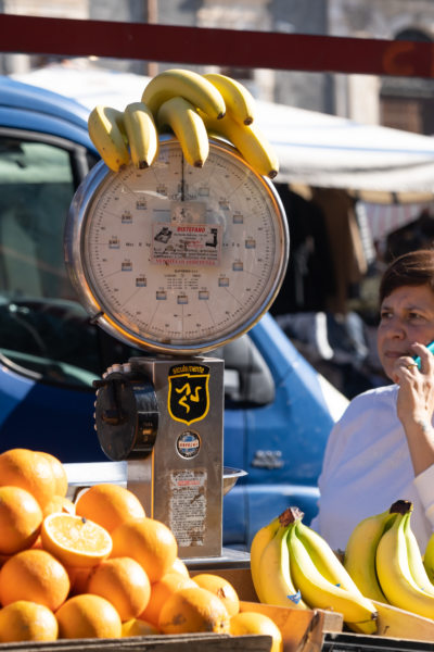 Marché du lundi, Fera 'o Luni à Catane