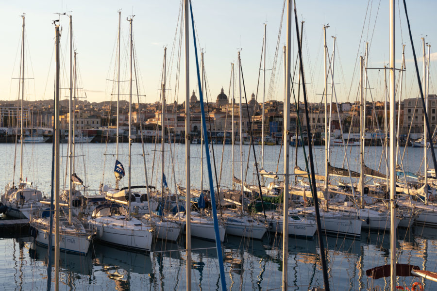 Port de Catane en Sicile