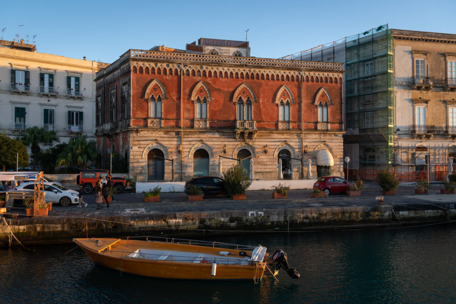 Canal de Darsena à Syracuse