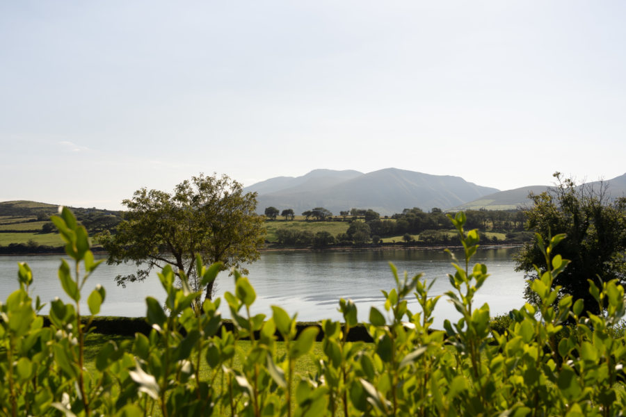 Cloghane, village irlandais au bord de l'eau, Dingle, Kerry