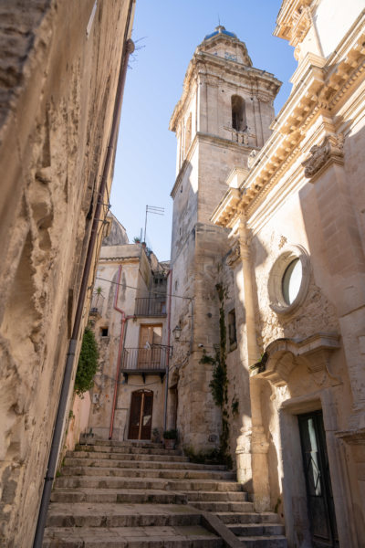 Ragusa Ibla, escaliers vers la vieille ville
