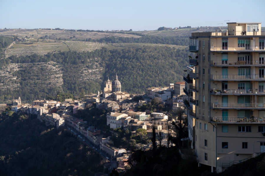 Raguse l'hiver, ville moderne et ancienne