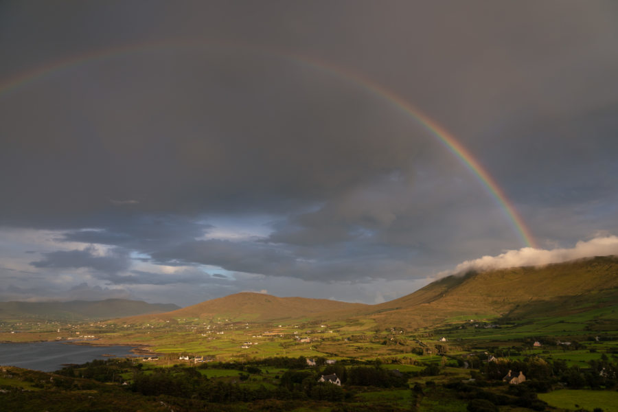 Arc en ciel sur la péninsule de Beara, Irlande