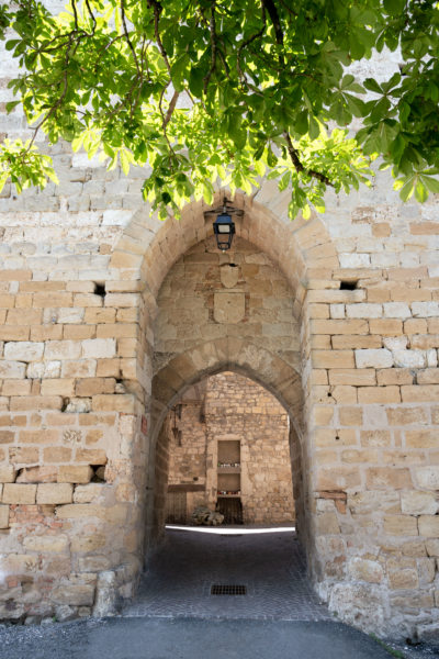 Porte d'entrée de Castelnau de Montmiral