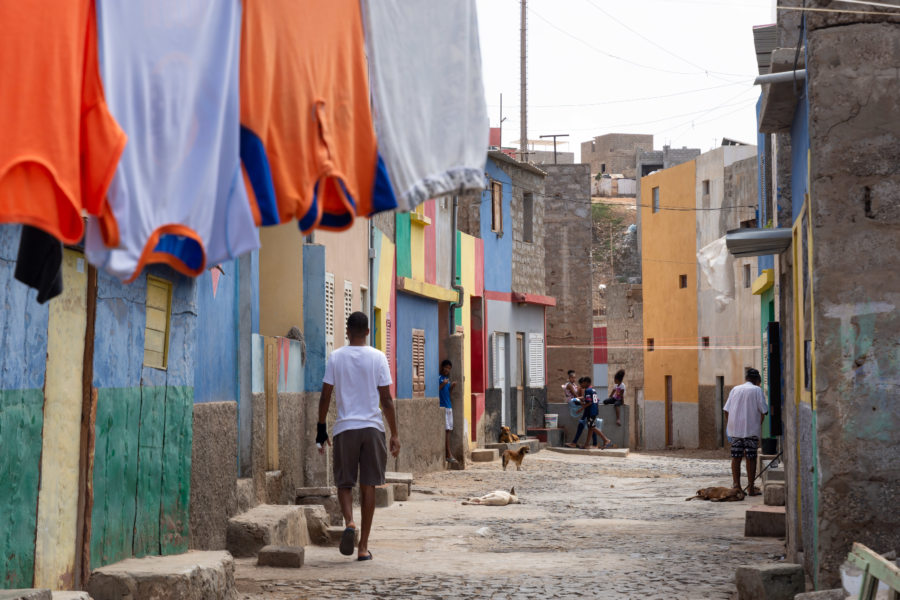 Rue de Ribeira Bote à Mindelo