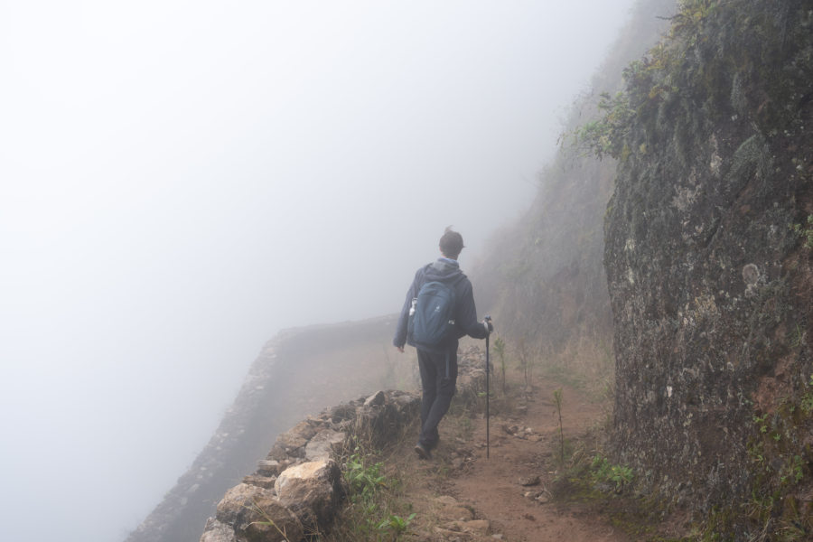 Randonnée dans le brouillard à Santao Antao, vallée de Paul