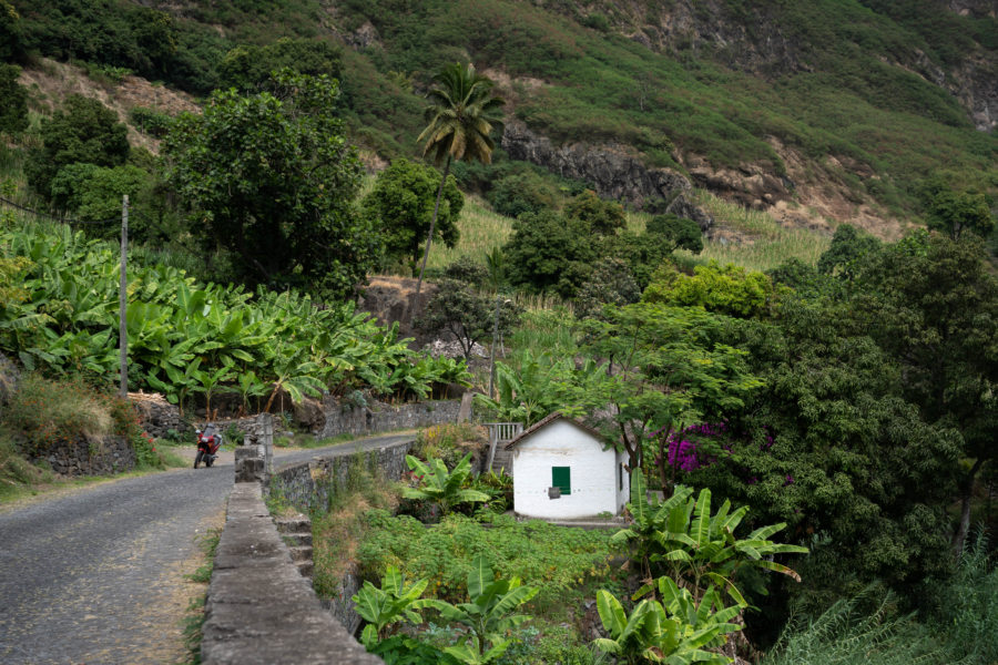 Vallée de Paul avec maisonnette, île de Santo Antao