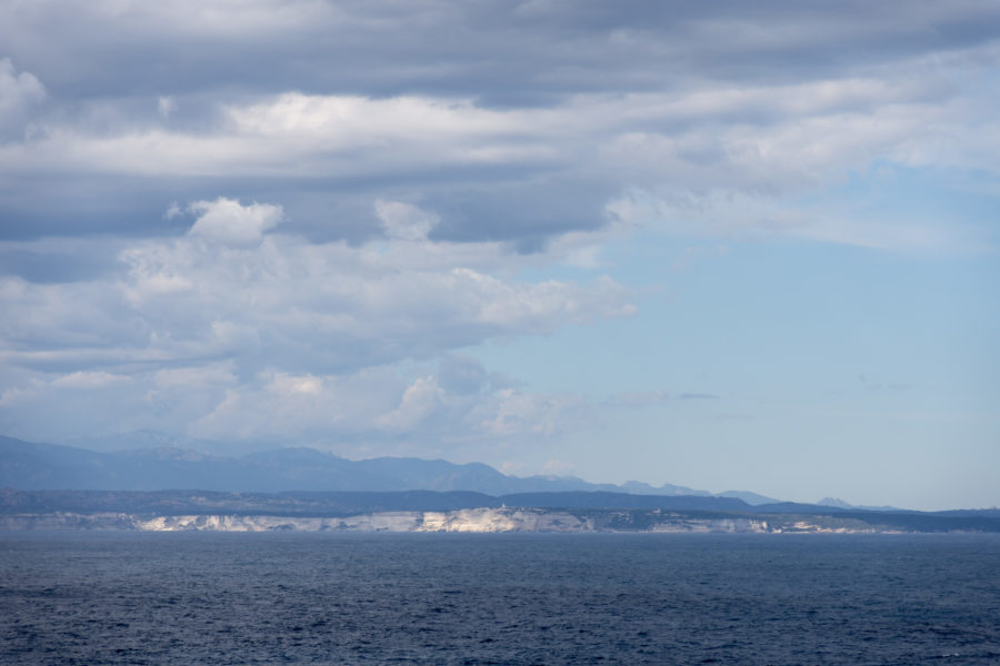 Vue sur Bonifacio depuis le Capo Testa