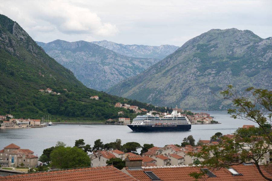 Vue sur les fjords des bouches de Kotor