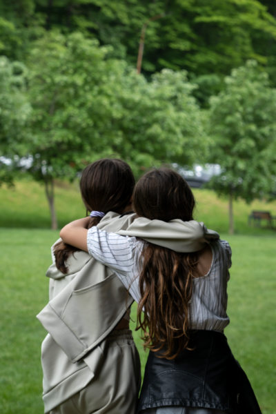 Enfants dans le parc Germia à Pristina