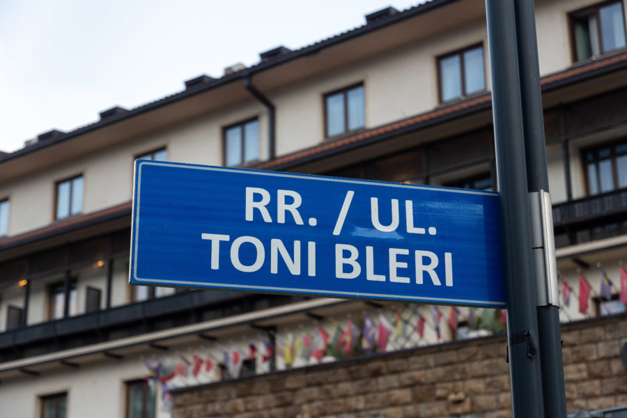 Rue Tony Blair à Peja, Kosovo