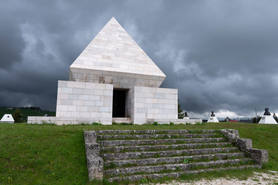 Monument Spomenik à Zabljak, Durmitor