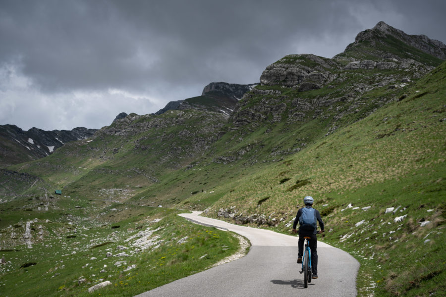 Vélo sur le Durmitor ring au Monténégro