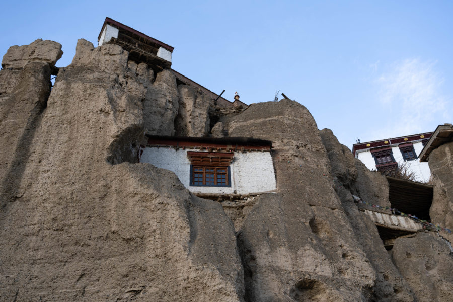 Maison dans la roche à Lamayuru, Ladakh