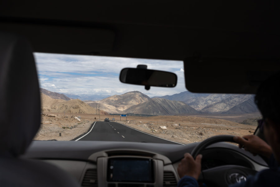 Taxi au Ladakh entre Lamayuru et Alchi