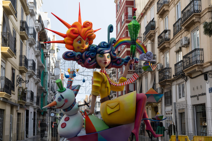 Fête des Fallas, statue dans le quartier de Ruzafa à Valence