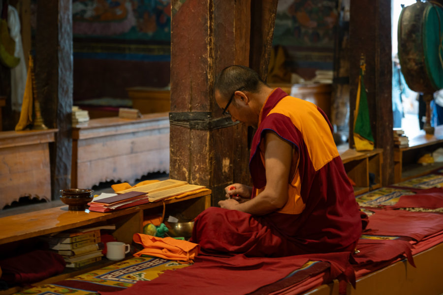Intérieur d'un temple à Thiksey, Ladakh