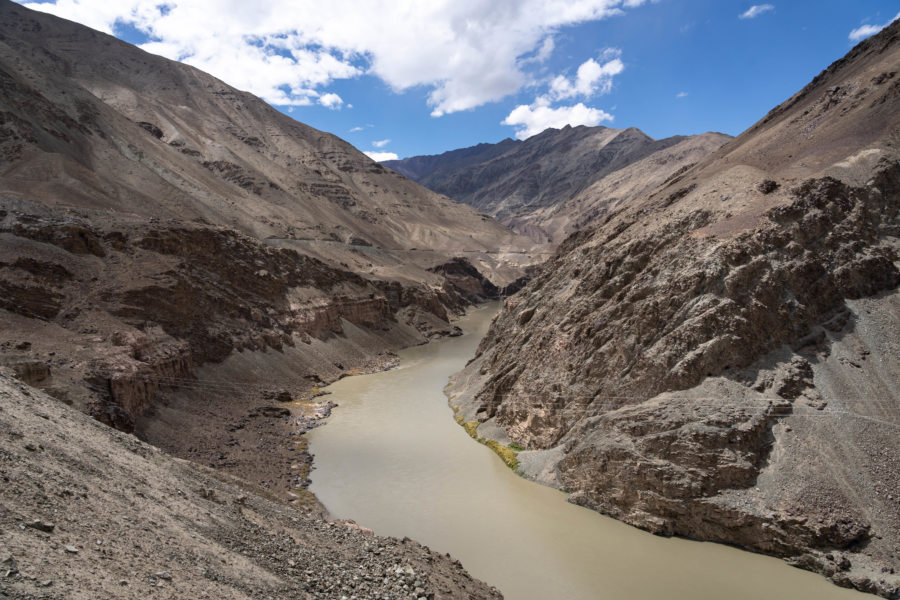 Randonnée près de l'Indus entre Spituk et Stok